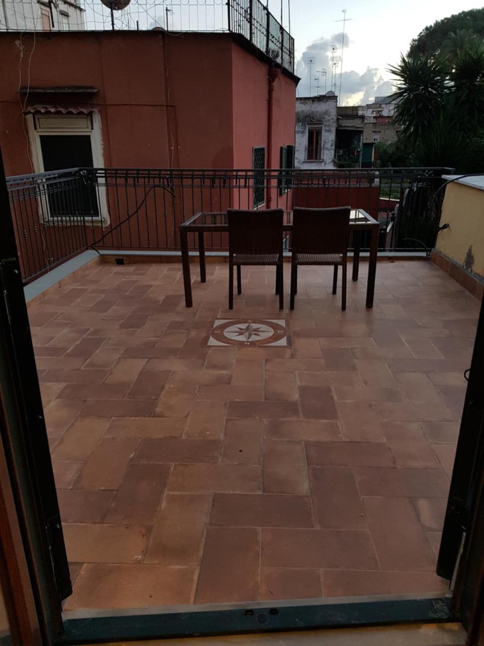 לינה וארוחת בוקר נאפולי Il Giardino Di Daphne מראה חיצוני תמונה